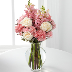 The FTD Love In Bloom Bouquet
