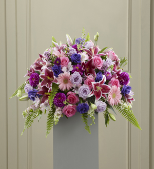 The FTD Fare Thee Well Pedestal Arrangement
