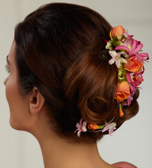 The FTD Flowers-N-Frills Hair Dcor