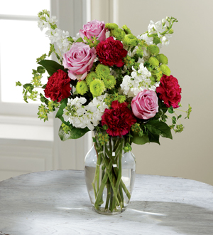 The FTD Blooming Embrace Bouquet