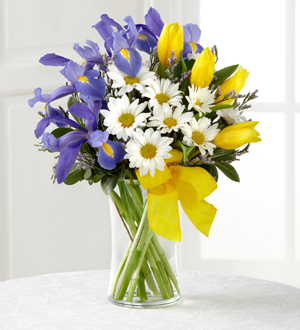 The FTD Sunshine Style Bouquet by BHG